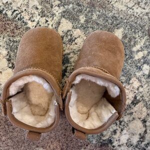 UGG Kids Chestnut Suede Cozy Lined Booties